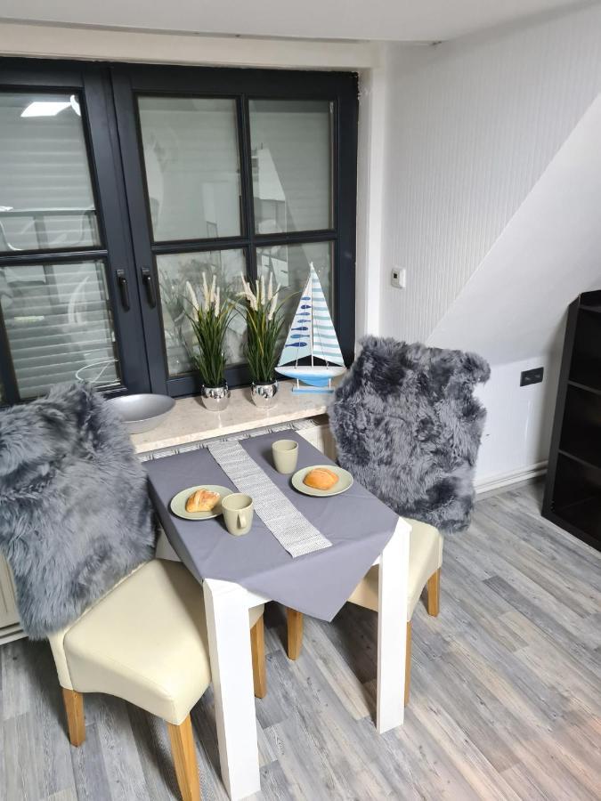 Exklusive Ferienwohnung Nahe Der Nordsee Wesselburen Eksteriør bilde